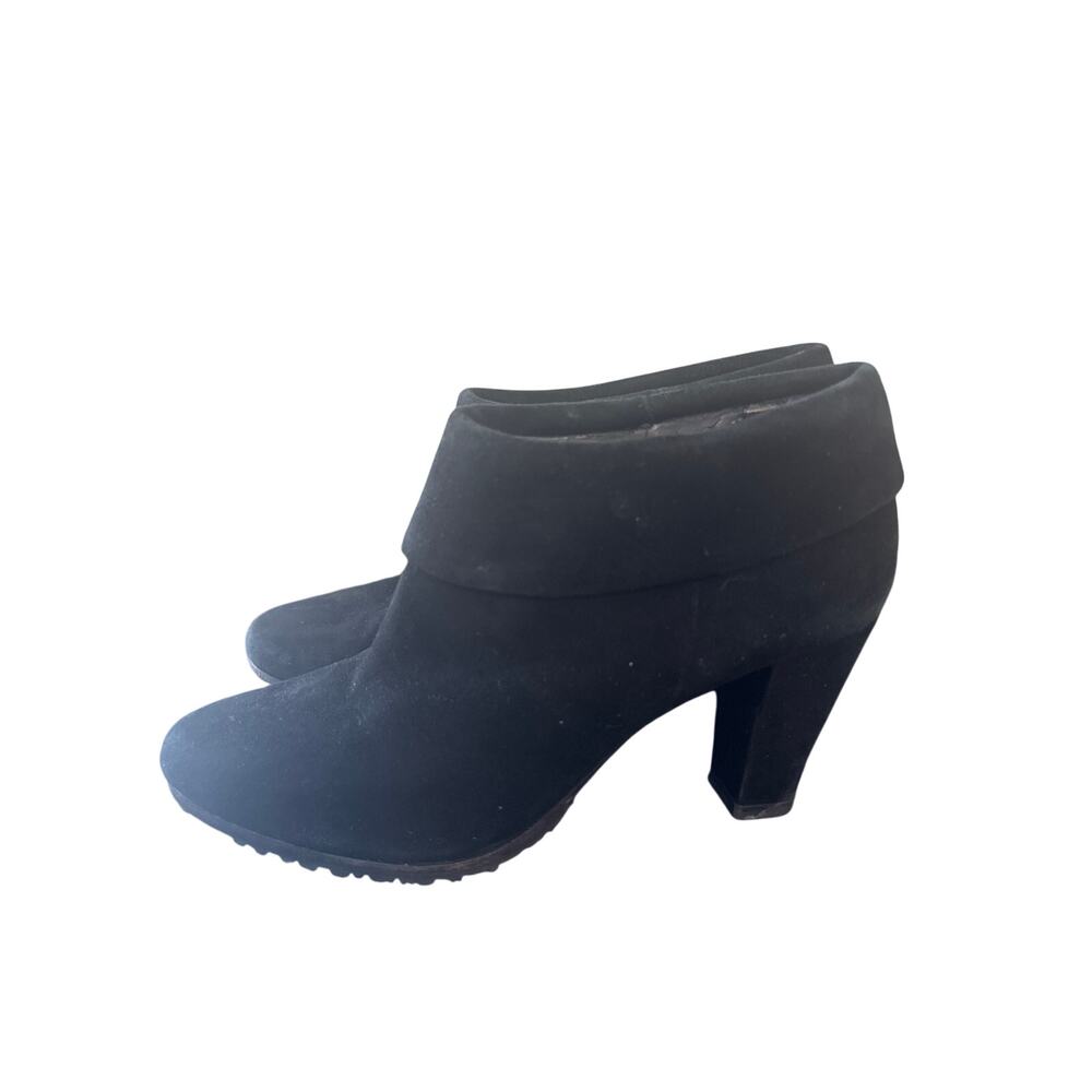 Kate Spade Leather Booties
Black Size 9.5M